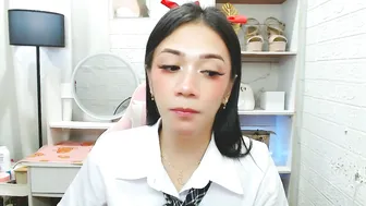 exotictssavie naked on cam - 14-Oct-25