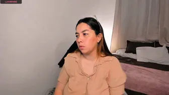 Dulce_brithany hot cam video (10-15-2025)