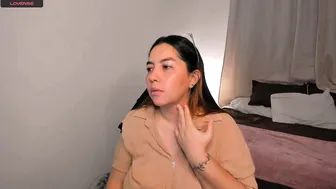 Dulce_brithany hot cam video (10-15-2025)