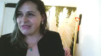 cinthia1609 madure 10/15/2025