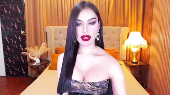 bombshellanita (10/15/2025)
