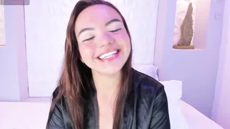emilyrouss_ cam sex chat (10-15-2025)