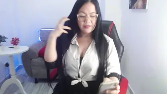 stephania_evanss 15-Oct-25