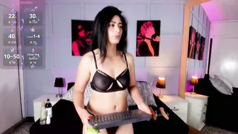Elizabethsantos cam naked on cam
