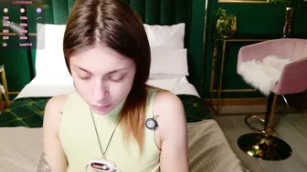naomimur 10-15-2025 nude video chat