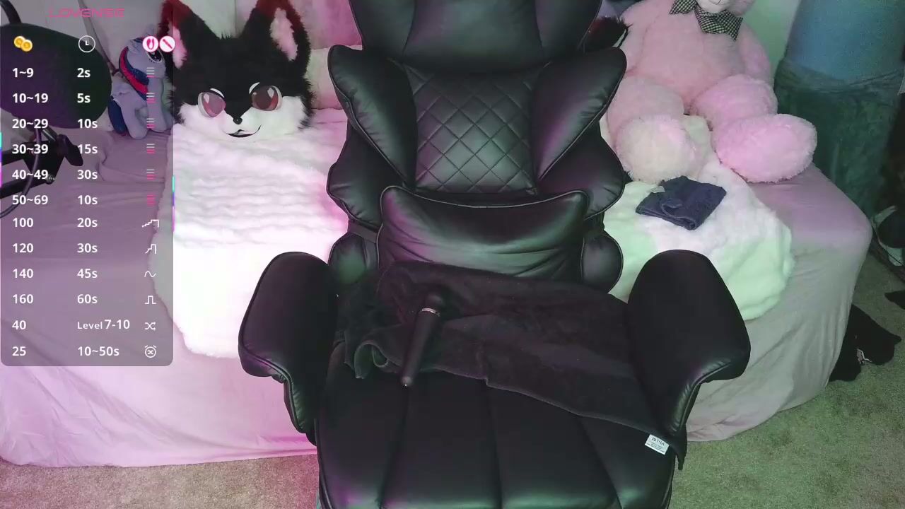 Molliebunny (10-15-2025)