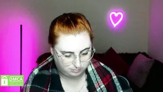alicia_side_red (10/15/2025)