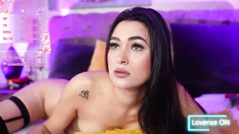 Pretty_lia_ cam show 15-Oct-25