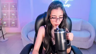 Larisasmirnov cute nude cam video