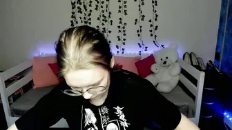 shy_elina01 hot webcam porn (10-15-2025)