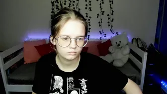shy_elina01 shy nude cam video