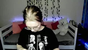 shy_elina01 shy nude cam video