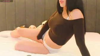Lauramirage hot porn video (10-15-2025)