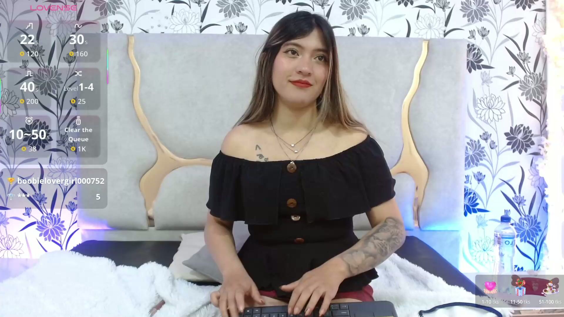 Hanaa_tay nude cam - (10/15/2025)