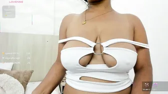 Kaya_taraji chat sex cam 15-Oct-2025