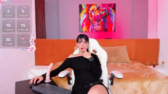 Violetta_skinny (10/15/2025)
