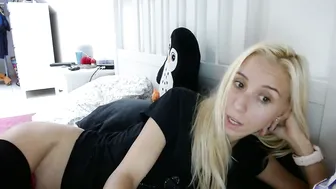 Barelylegalblondy german 10/15/2025