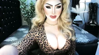 Misschannel4sub selfsuck live webcam show