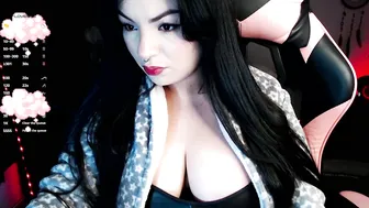 theprojectsara1 posing on cam 10-15-2025