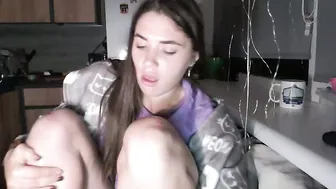 sofi_delightful 10-16-2025