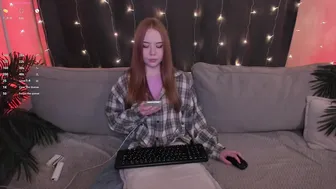 Mylieran redhead - (04-16-2025)