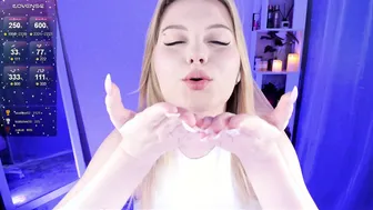 honey_blondee blonde 04/16/2025
