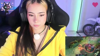 aishelyng20 recorded nude video 260059
