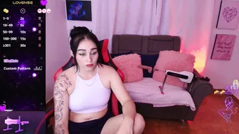 Yeliana_sexy nude chat 16 October 2025