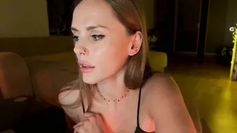 Kissnova_ skinny 10/16/2025