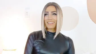 victoriaross1 cam nude 16-Oct-2025