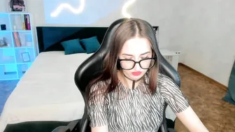 Sony_mayy feet (10/16/2025)