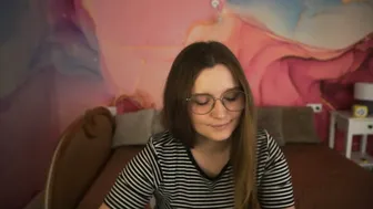 magicpeachhs webcam 10-16-2025