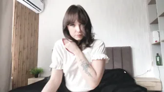 kinkynebula posing on webcam (10/16/2025)