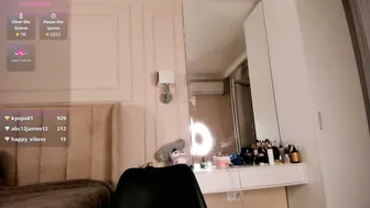 Crystal_asian cam 10-16-2025