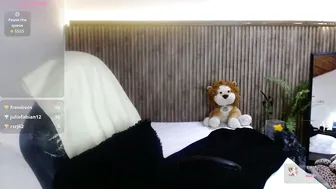 selene_vega_ 16-Oct-25 atm