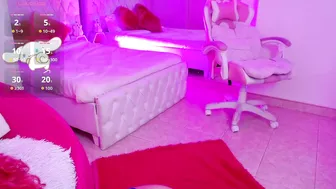 ava_williams_ webcam 10-17-2025