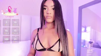 Sophiasmiths_ natural - 17-Oct-2025