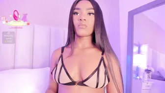 Sophiasmiths_ natural - 17-Oct-2025