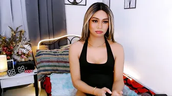 Zialustts webcam video 10/17/2025