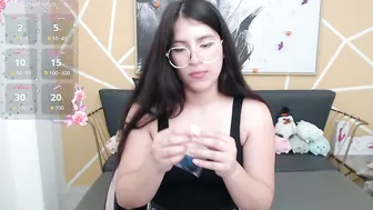 Olivia_russo webcam video (10/17/2025)