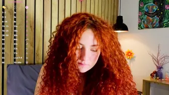 merida_murat posing on webcam - (10-17-2025)