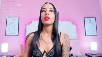 charlotte_kisss 10-17-2025