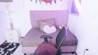 anna_moon18 bigass 10/17/2025