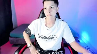 nicocoox sex cam 10/17/2025