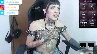 Charlotbelucci_ (10/17/2025)