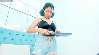 Lis_rous live cam video 17 October 2025