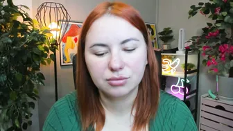 desirelayla (10-17-2025)