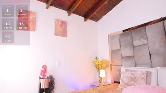sara_madrid_ webcam (10-17-2025)