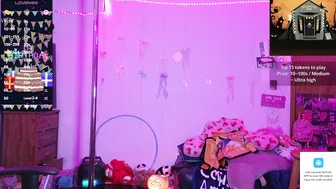 Mocha_ webcam show 10/17/2025