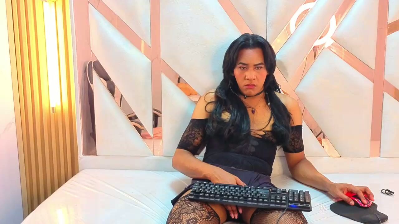 Anaisa_tp webcam chat (10/17/2025)